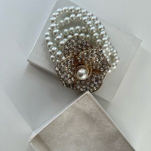 Pearl crystals flower